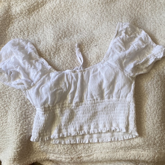 hollister white top - Picture 2 of 2